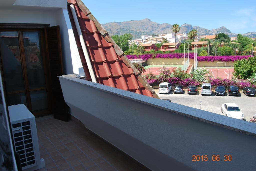 Baia Degli Dei Lägenhet Giardini Naxos Rum bild