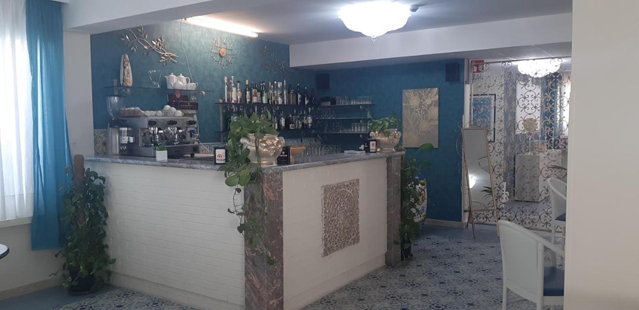Baia Degli Dei Lägenhet Giardini Naxos Exteriör bild